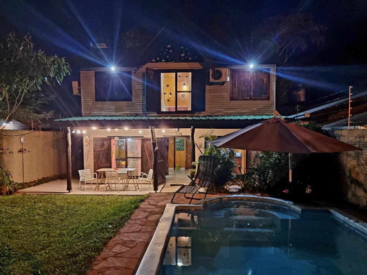 La Morada Del Sol Villa Puerto Iguazú Buitenkant foto