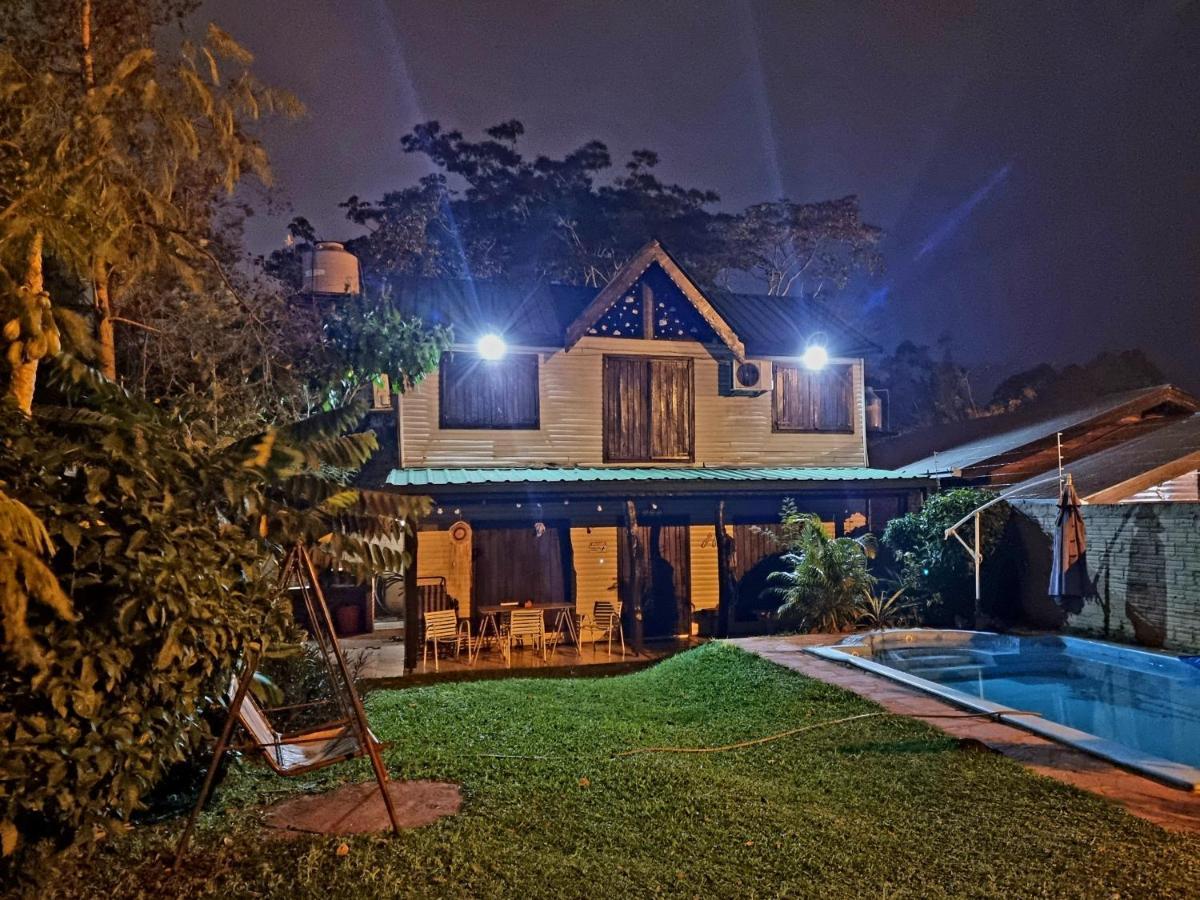 La Morada Del Sol Villa Puerto Iguazú Buitenkant foto